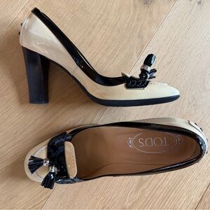 Tod's Beige Patent and Black Suede Leather Loafer Pumps